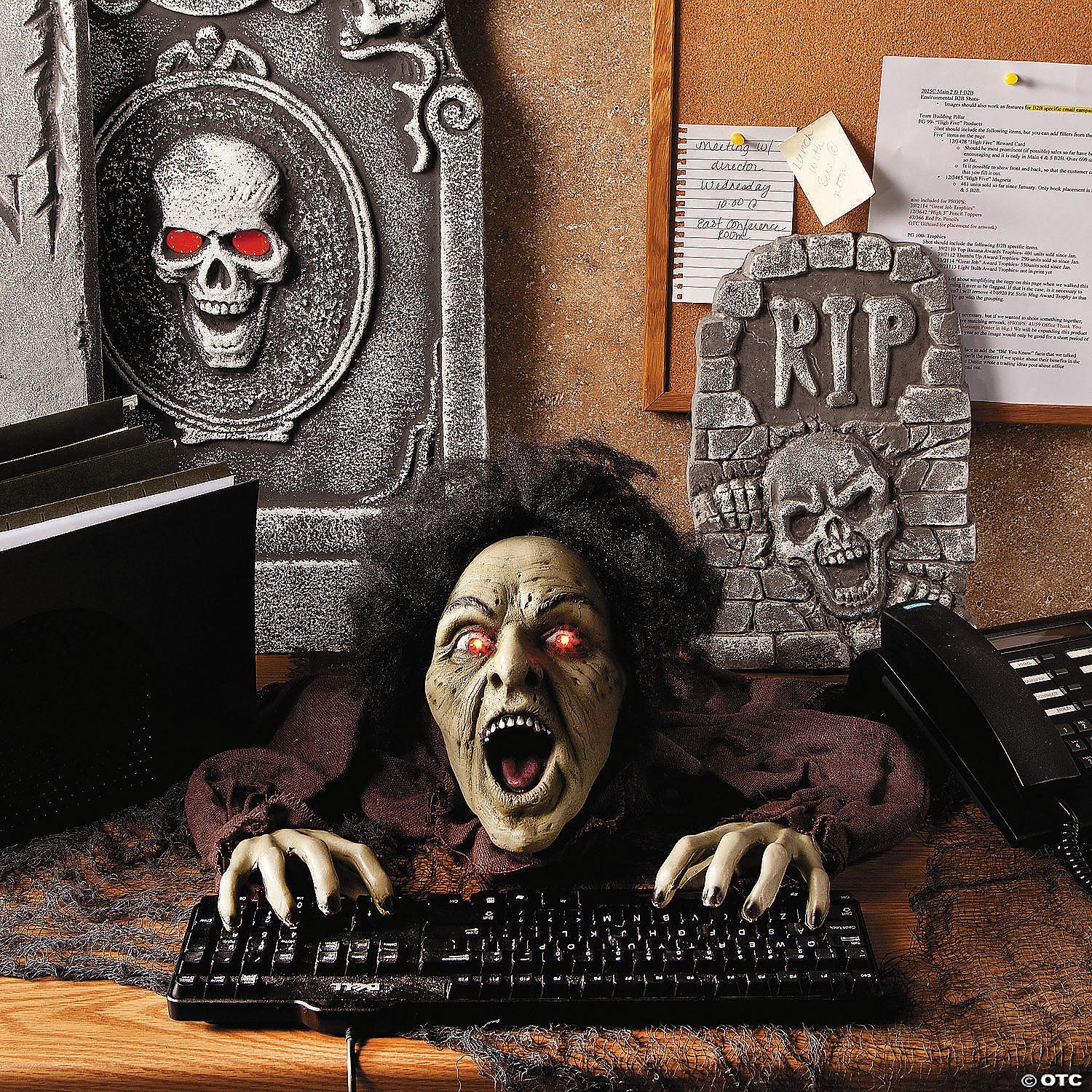 10" x 25" Clawing Zombie Groundbreaker with LED Eyes Halloween Decoration